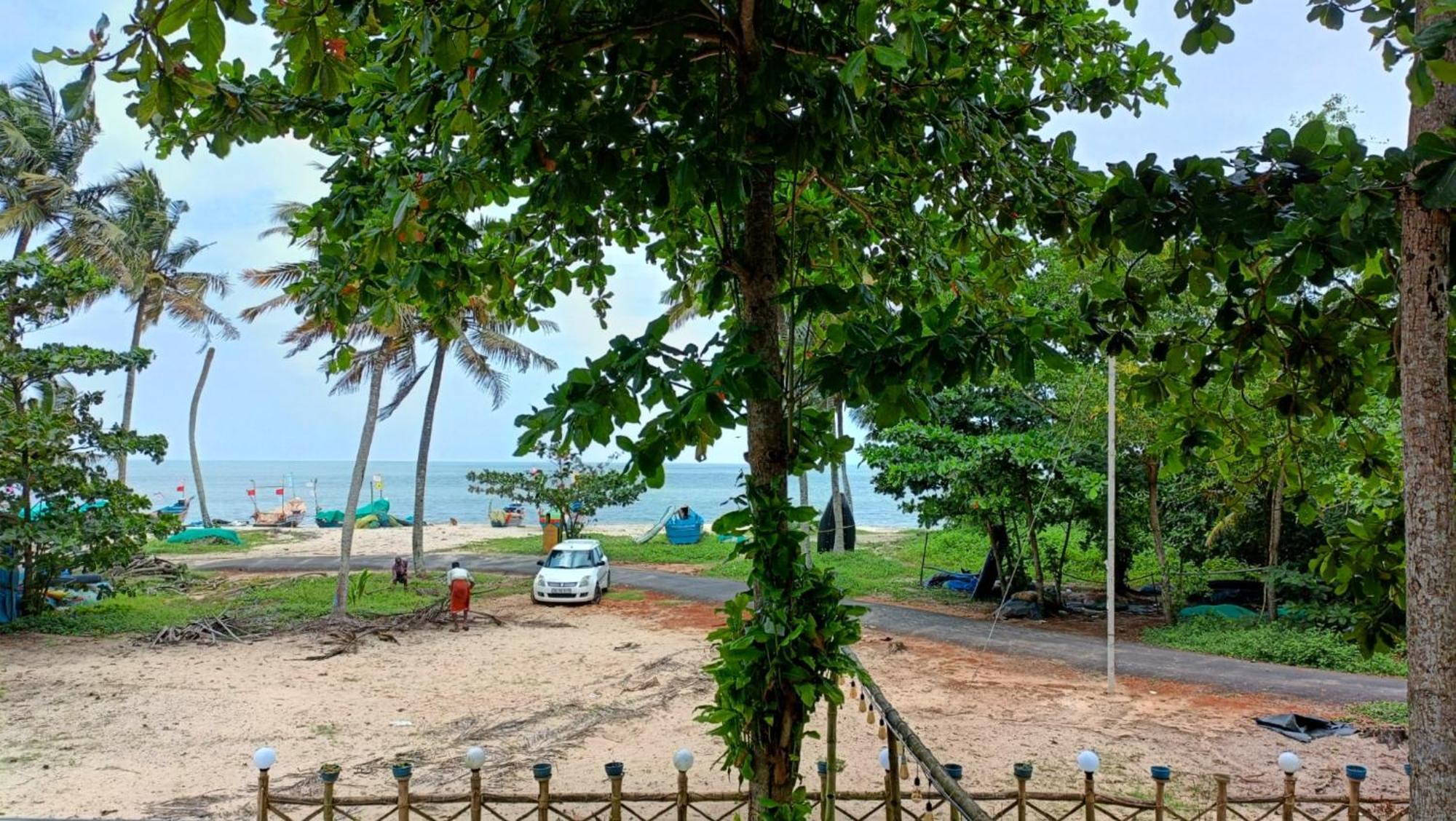 Marari Blue Whale Beach House Alappuzha Dış mekan fotoğraf